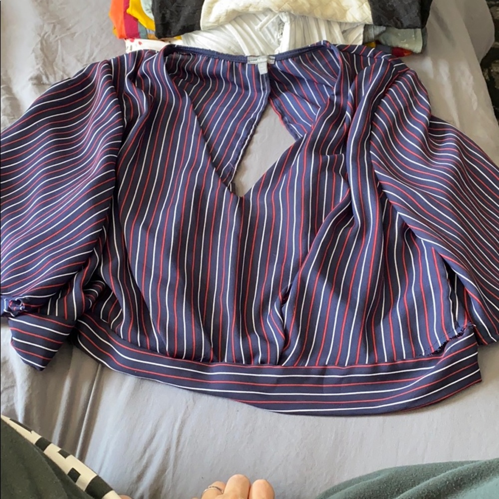 Tie crop top